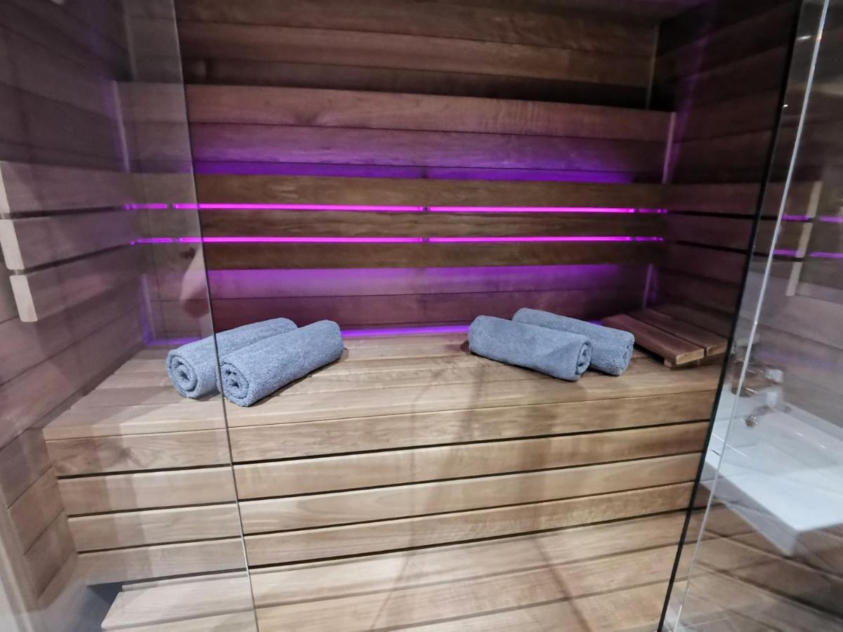 Jacuzzi Apartments 克拉科夫 外观 照片